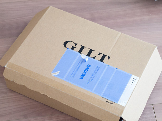 GILTのダンボール